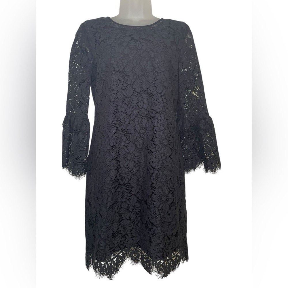 Banana Republic Black Lace Bell Sleeve Cocktail Dress Size 4 - Picture 5 of 7